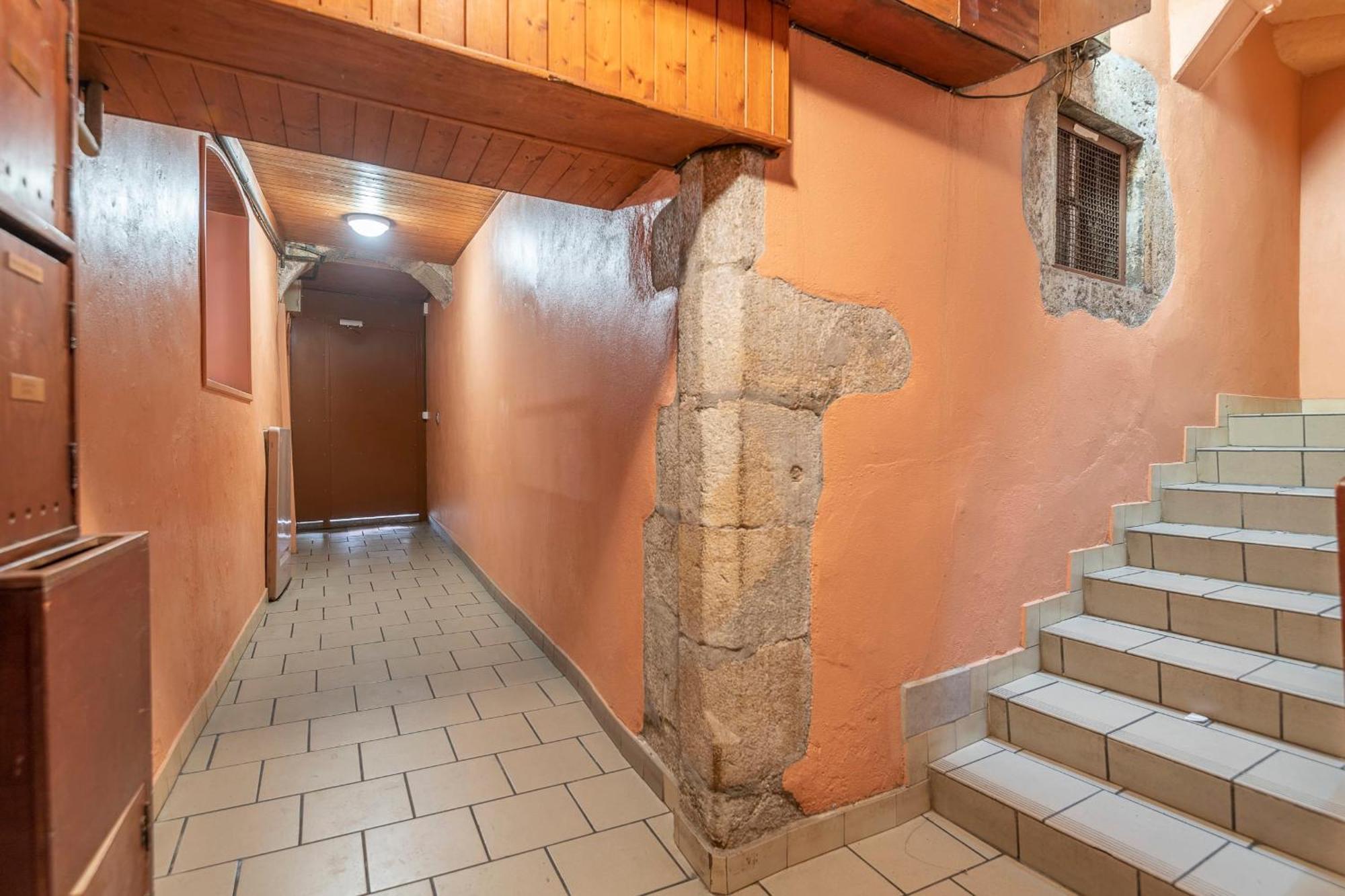 Passage De L'Eveche Apartment Annecy Exterior photo